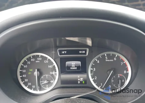 2018 Infiniti Qx30 Premium из США, поврежденный, VIN SJKCH5CR4JA040300